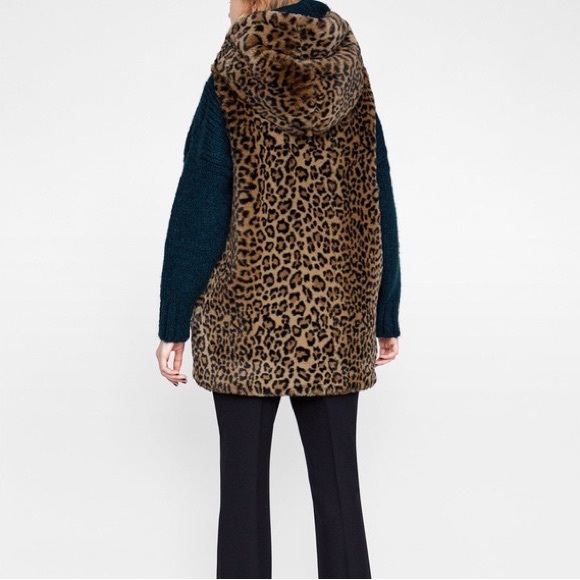 Zara Hooded Leopard Print Faux Fur Vest - Picture 9 of 13